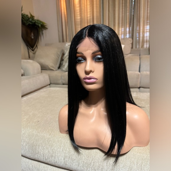 Wig - Picture 3 of 8